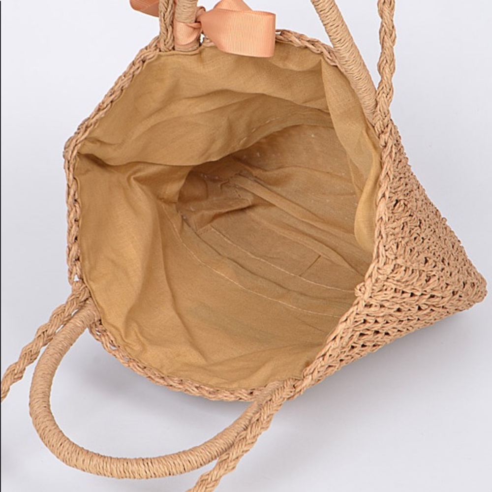 💕2X Host Pick!💕 Beautiful Straw Tote with Ribbon Detail - Picture 2 of 3